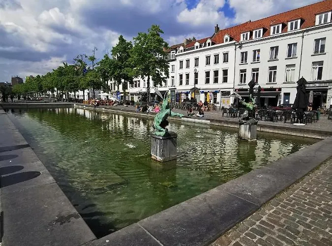 Apartment Exclusive Two-level With Private Terrace On The Canal *