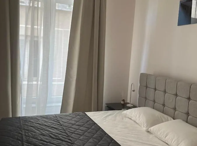 Exclusive Two-level With Private Terrace On The Canal Bruselas