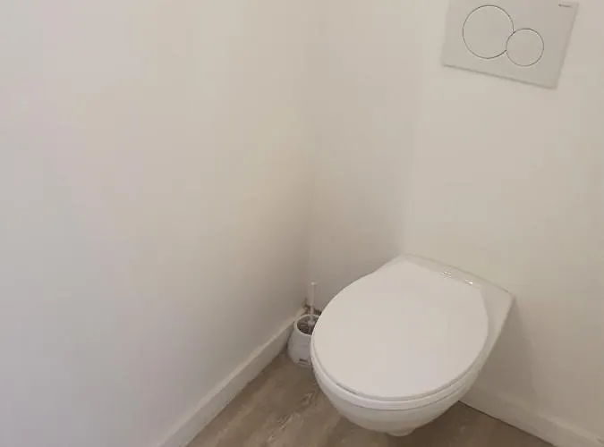 Apartment B96 2 Bedrooms *