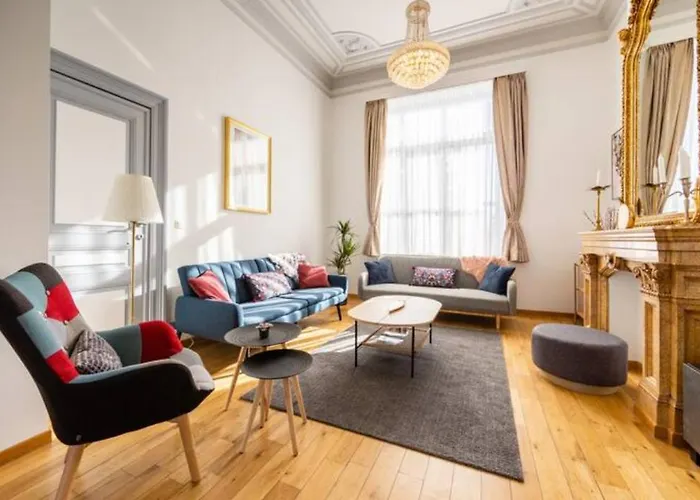 Manoir Bel Horizon Avec Grand Jardin Et Parking Prive Βρυξέλλες