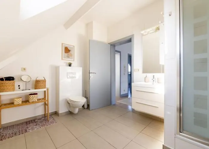 Ferienhaus Manoir Bel Horizon Avec Grand Jardin Et Parking Prive *