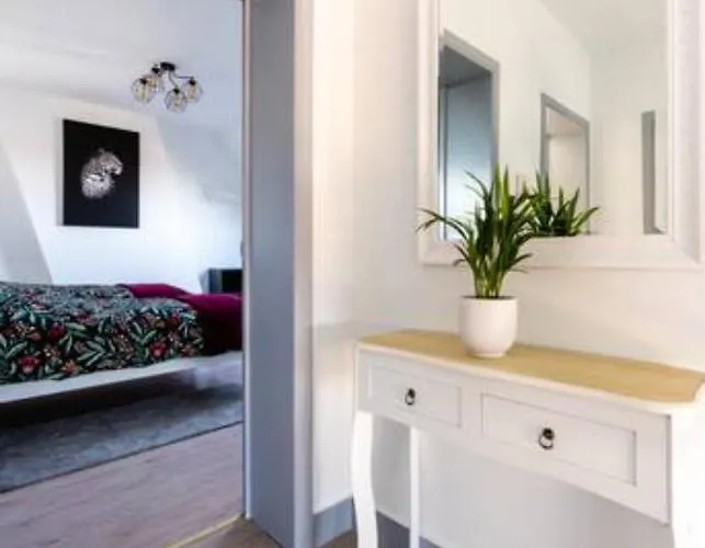 Manoir Bel Horizon Avec Grand Jardin Et Parking Prive Ferienhaus