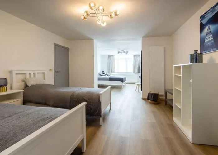 Σπίτι διακοπών Manoir Bel Horizon Avec Grand Jardin Et Parking Prive Βρυξέλλες