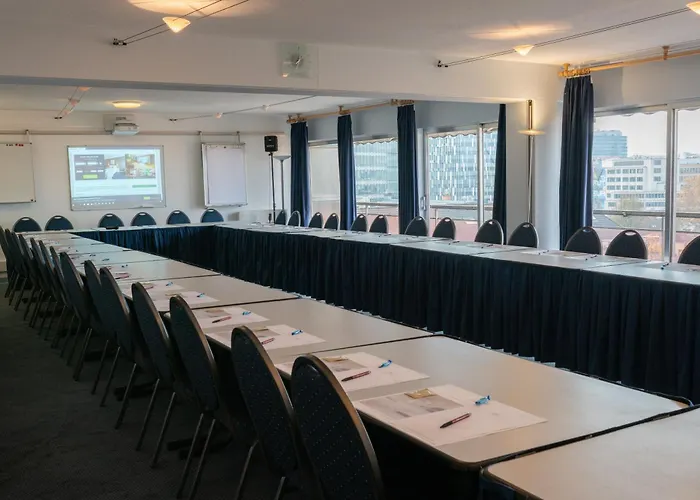 ファースト ユーロフラット ホテル 4*