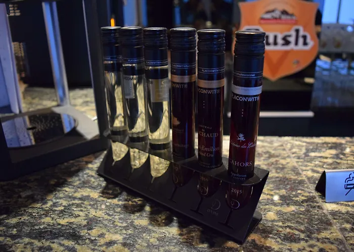 Western Royal Centre