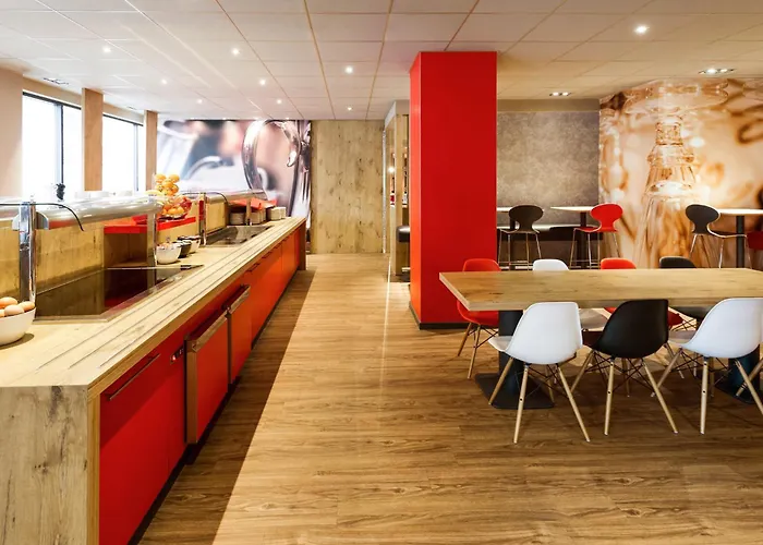 Hotel Ibis Centre 3*