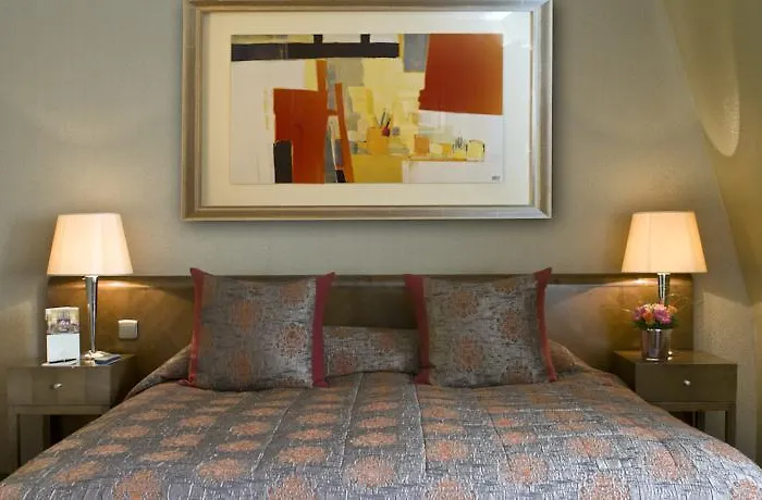 Warwick Grand-place Hotel