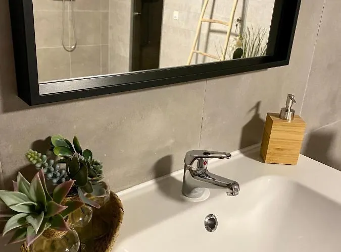 Apartman Superbe Pres De Avec Prive