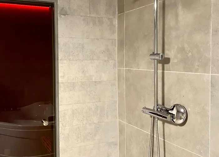 Апартаменты Superbe Pres De Avec Prive *