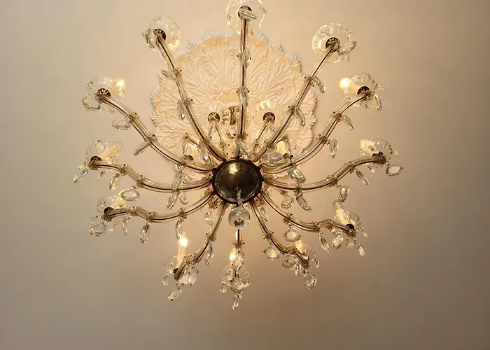 Гостевой дом Brand New Iris With Private Bathroom And Balcony 4*