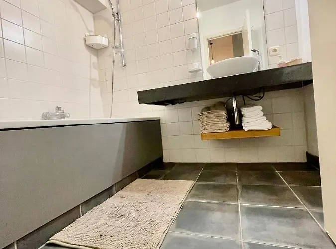 Down-town 1 Bedroom Flat Apartment Brussels