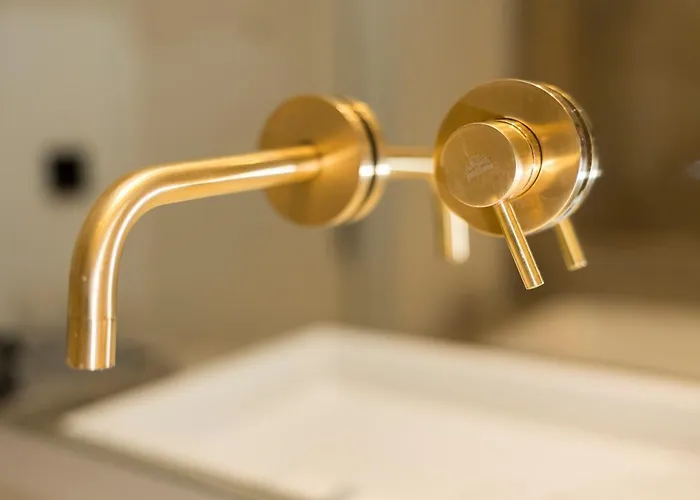 Apartment Luxury 3 Bedrooms Townhouse In Perfect Location