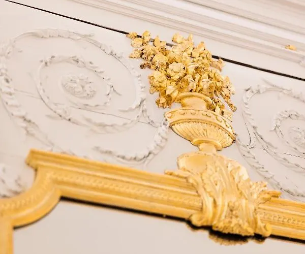 Apartment Luxury 3 Bedrooms Townhouse In Perfect Location