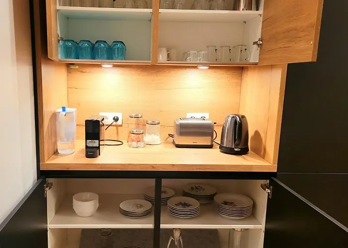 Brand New Iris With Private Bathroom And Balcony 招待所 布鲁塞尔