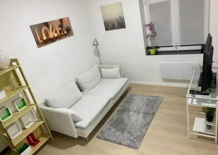 Minimal - Flat Ad Centre * Brussel