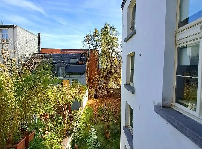 Bed & Breakfast Maison Jamaer Brussels