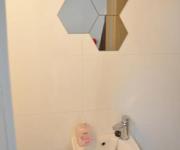 Awesome Studio In Marolles 布鲁塞尔