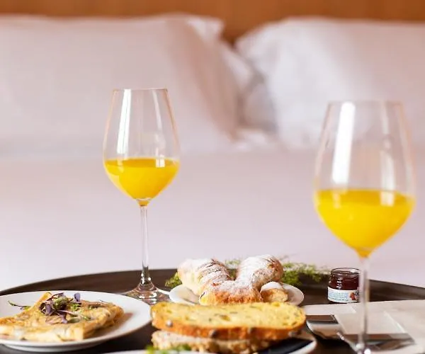 Luxury Luminous 2bedroom Center Of