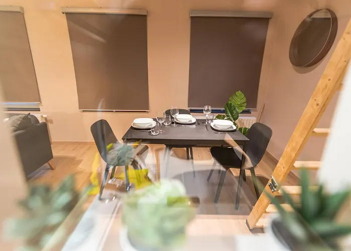 Golden Dove Luxury Aparts Apartman *