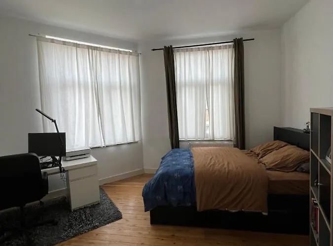 L Escapade Urbaine شقة بروكسل