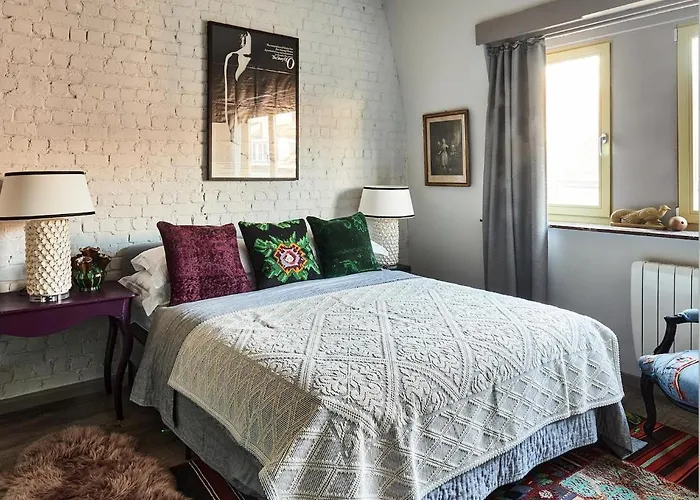 Charming 2-bedroom & Garden Дом отдыха *