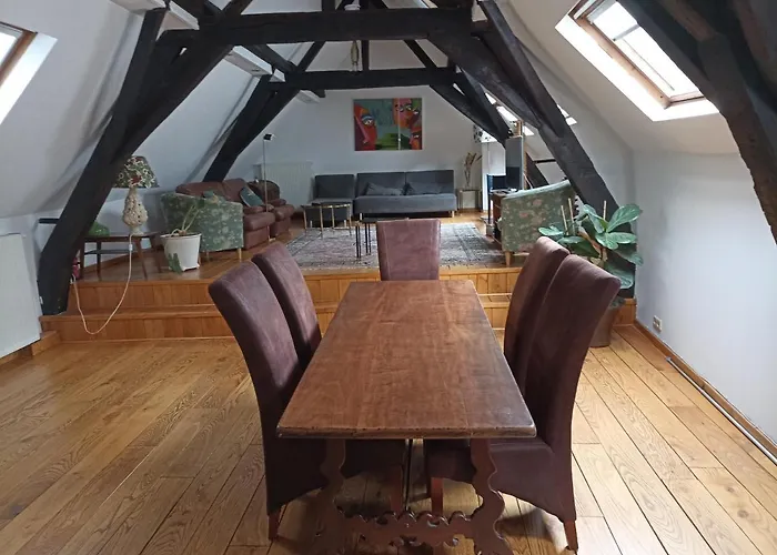 Quiet Duplex Of 120 Sqm In Historical Center Daire