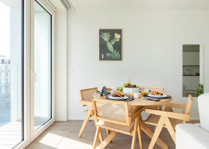 Sweett - De Brouckere Appartement