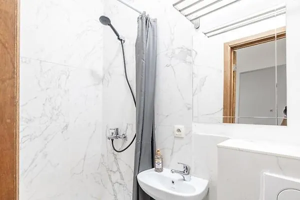 Argonne Gare Du Midi 29 *