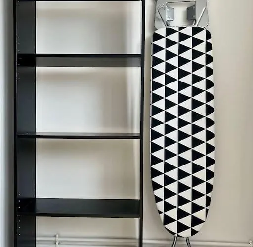 Apartamento Lovely 2-bedroom Duplex W/ Balcony In *