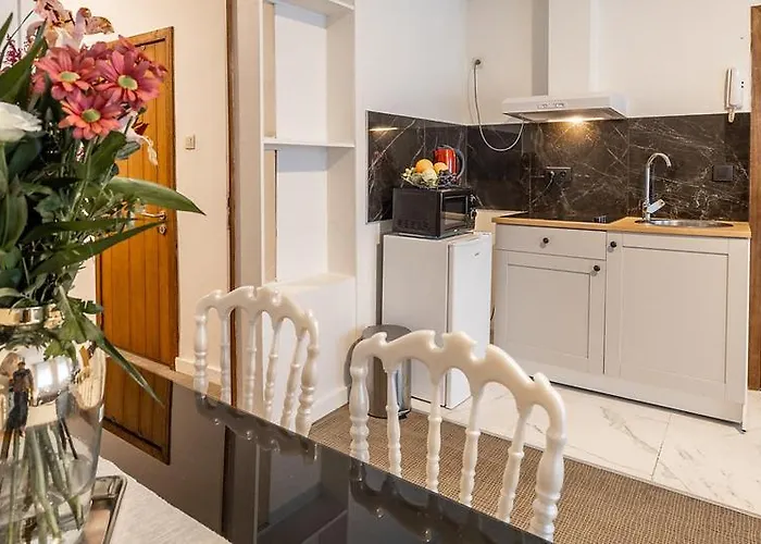 Paile Gare Du Nord Apartment