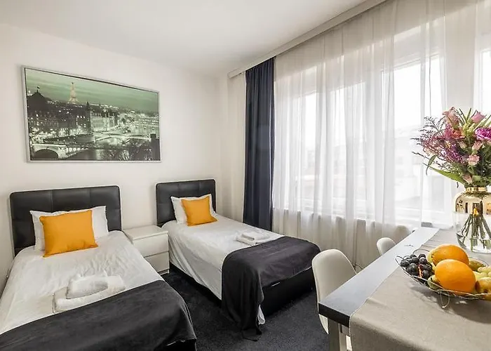 Gare Du Midi 31 Apartment *