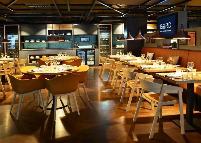 Courtyard By Marriott Eu Hotel 4*