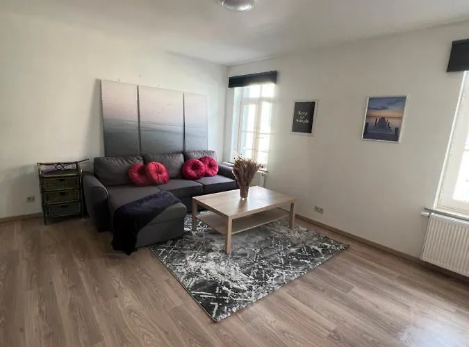 Duplex Sans Souci בריסל