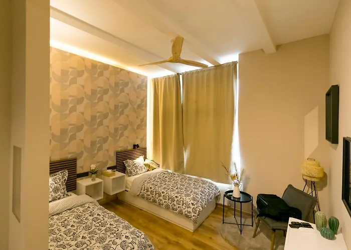 Golden Dove Luxury Aparts *