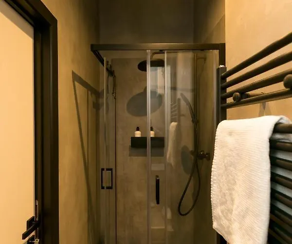 Golden Dove Luxury Aparts *