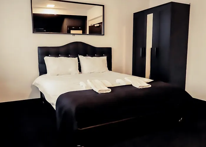 Apartment Gare Du Midi , 29 Brussels