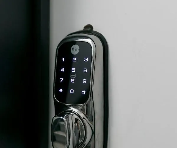 Golden Dove Luxury Aparts Apartmán