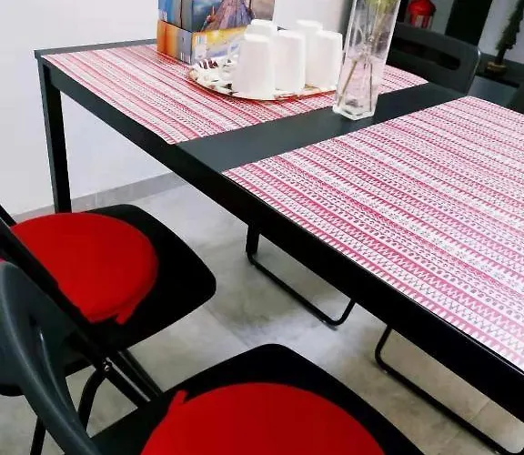 Homestay Cozy With Share The Bathroom And Kitchen Brussels