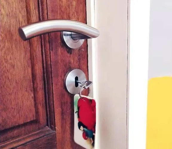 Homestay Cozy With Share The Bathroom And Kitchen *