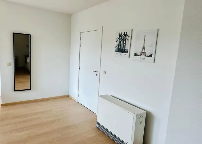 Urbanstay - Grand Place 2 Bd Apartment *