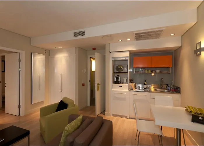 Апарт-отель B-aparthotel Grand Place Брюссель