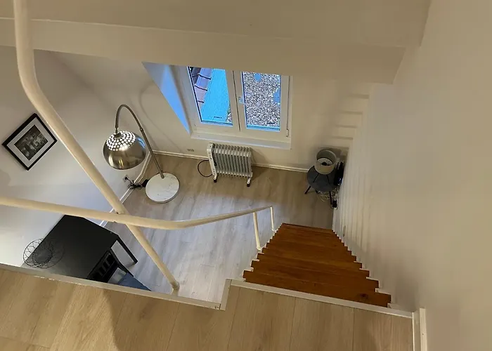 Center Flat Apartment *