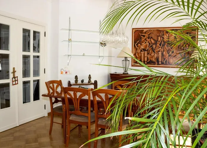 Elegance ,space & Luxury In