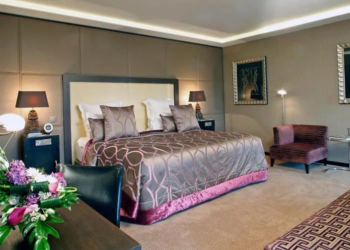 Warwick Grand-place 4*