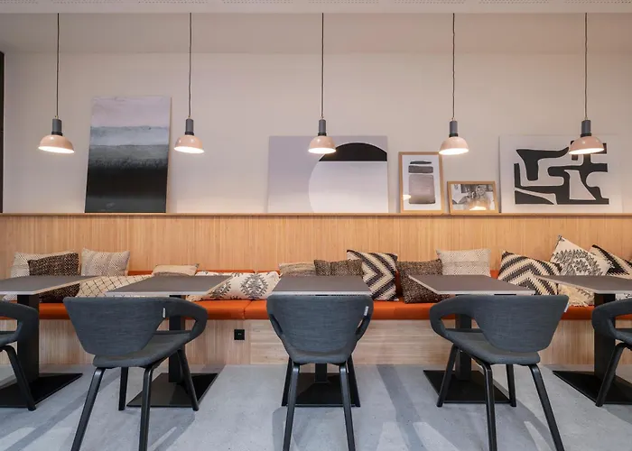 Alma Grand Place Hotel