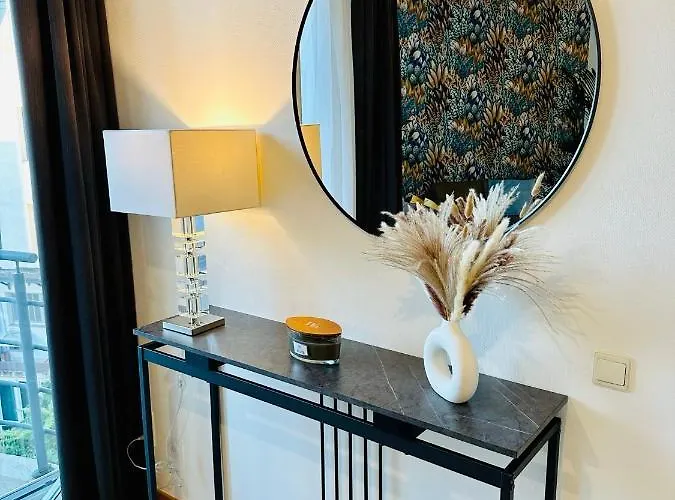 Apartment Urbanstay In Charming Sablon Brussels