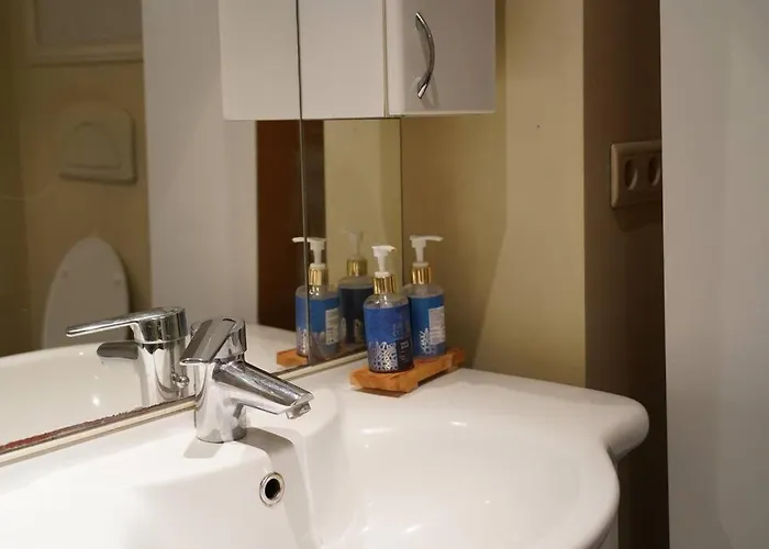 Апартаменты Family Friendly 1 Bed Брюссель