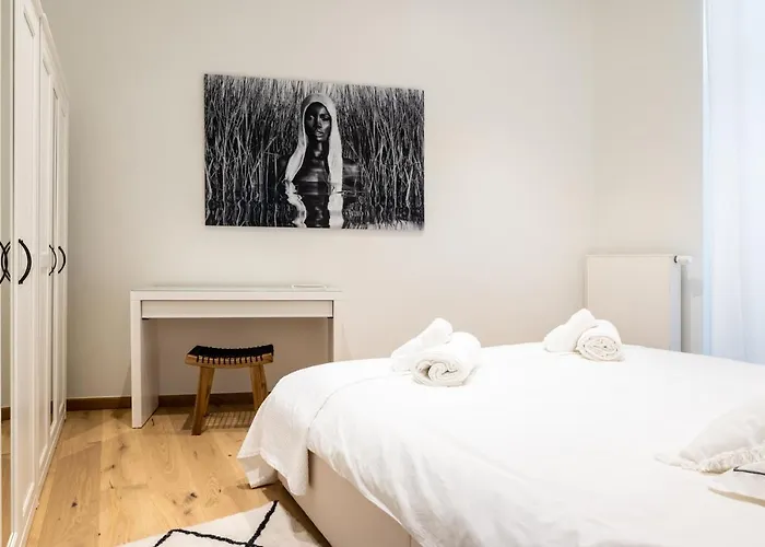 Centre Sablon I, Ii Et V *