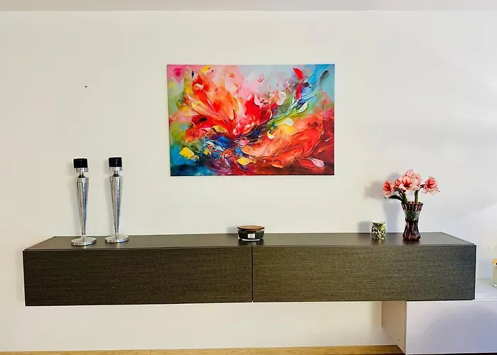 Urbanstay Grand Place Luxury *