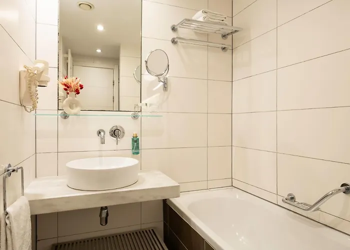 Апарт-отель B-aparthotel Grand Place